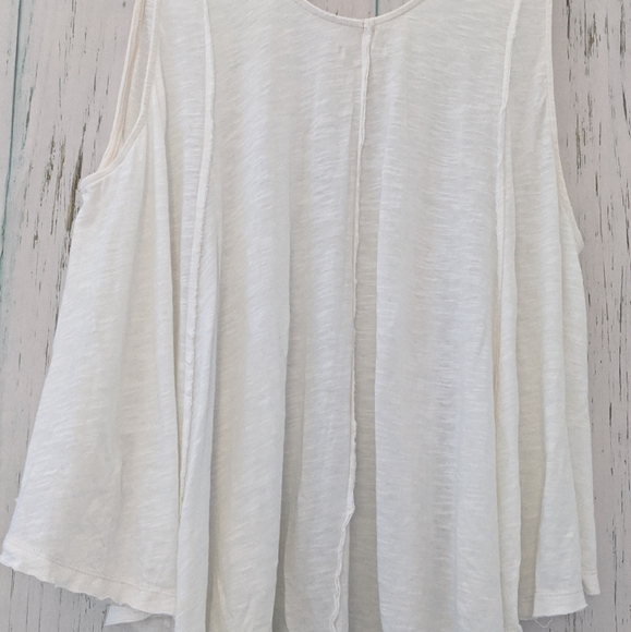 3/$20 Silence + Noise UO Oversized Swing Tank Top - Picture 3 of 8